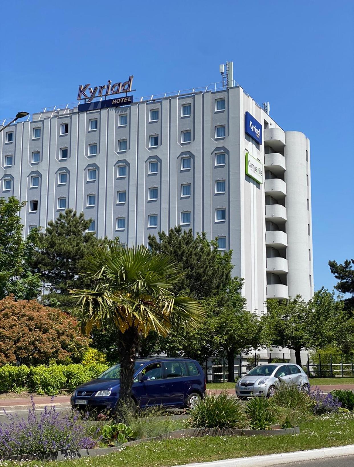 Kyriad Le Blanc-Mesnil Zewnętrze zdjęcie